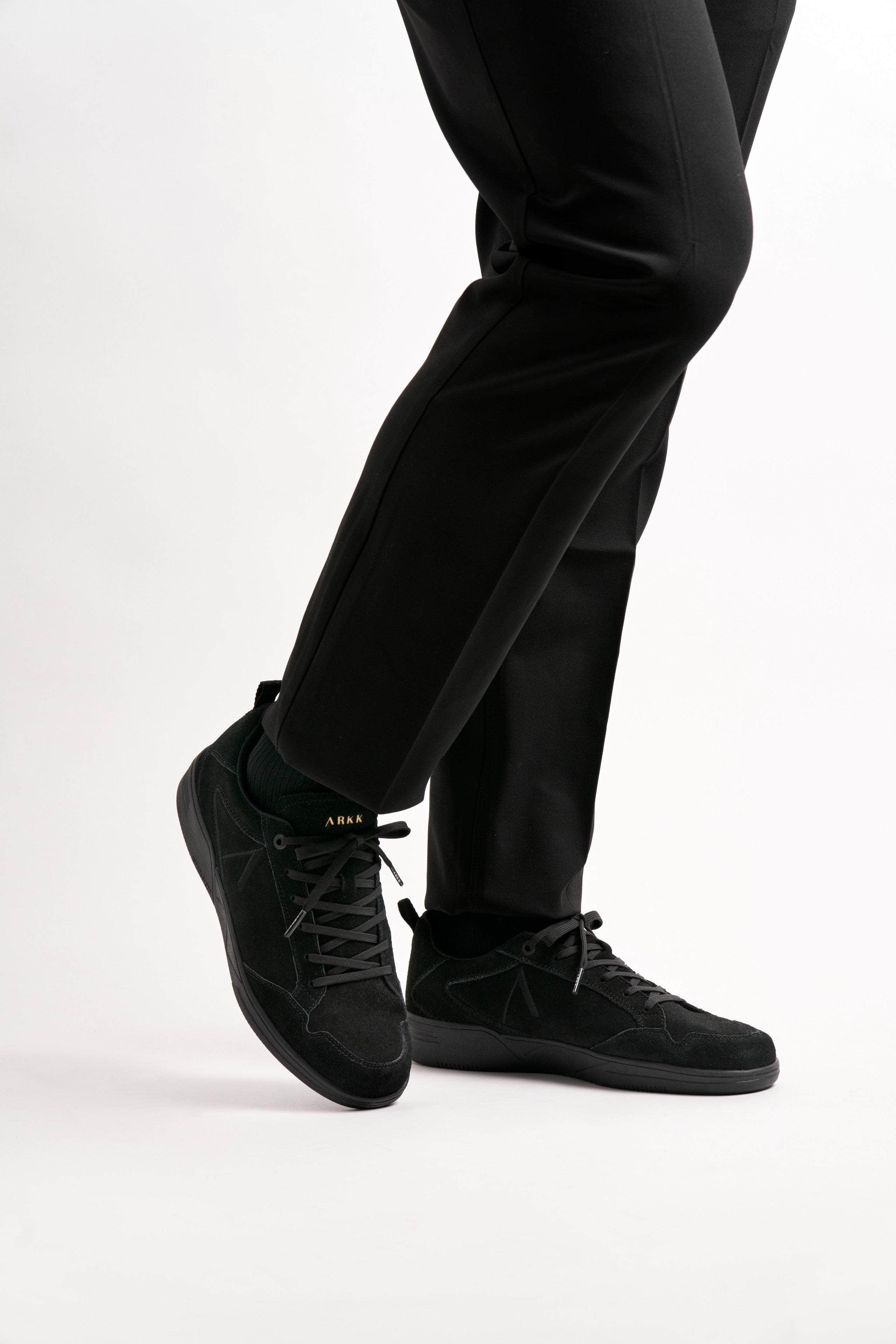 ARKK Collection Visuklass Suede S-C18 | Triple Black | Women Visuklass